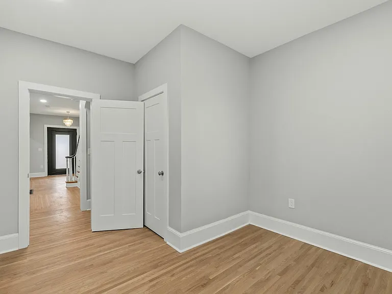 2978 Wardall Ave — Photo 20