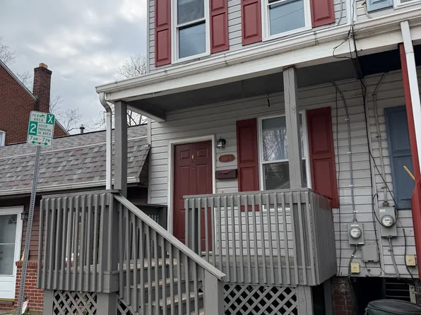 350 1/2 Lamont Pl, Pittsburgh, PA 15232