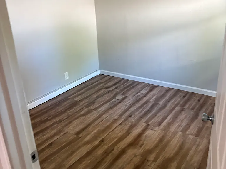 300 W Jefferson Ave #2 — Photo 6