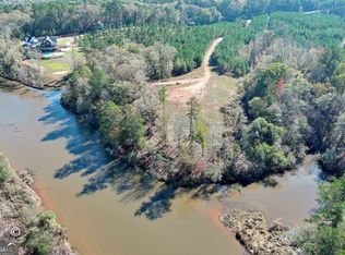 7 Lick Skillet Rd, Hamilton, GA 31811