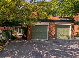 1560 Kerns Rd #5, Burlington, ON L7P 3A7
