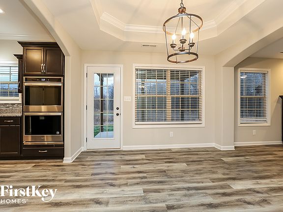 4th image of 1035 Terraceside Cir