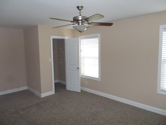 4th image of 1812 Beckett Dr APT D