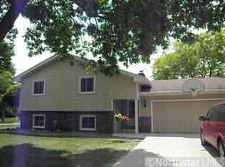 3035 21st Ln NW, New Brighton, MN 55112