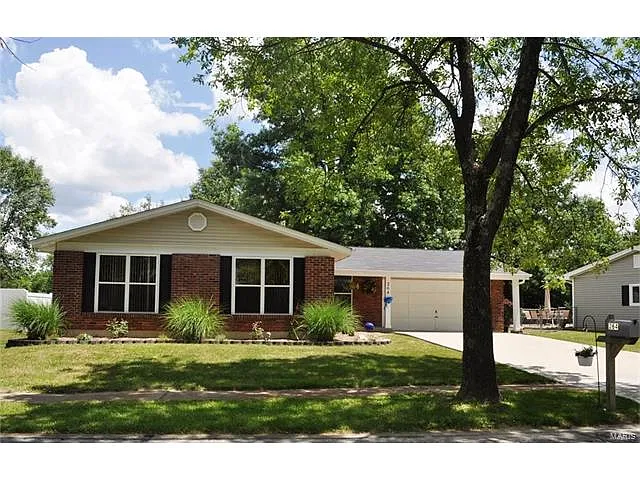 264 Aspen Village Dr photo 1