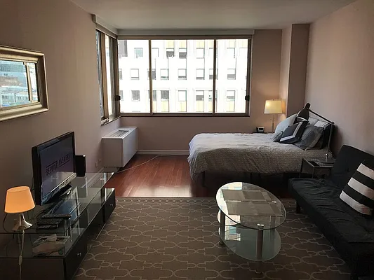 Rented by Sun Pop International | media 29