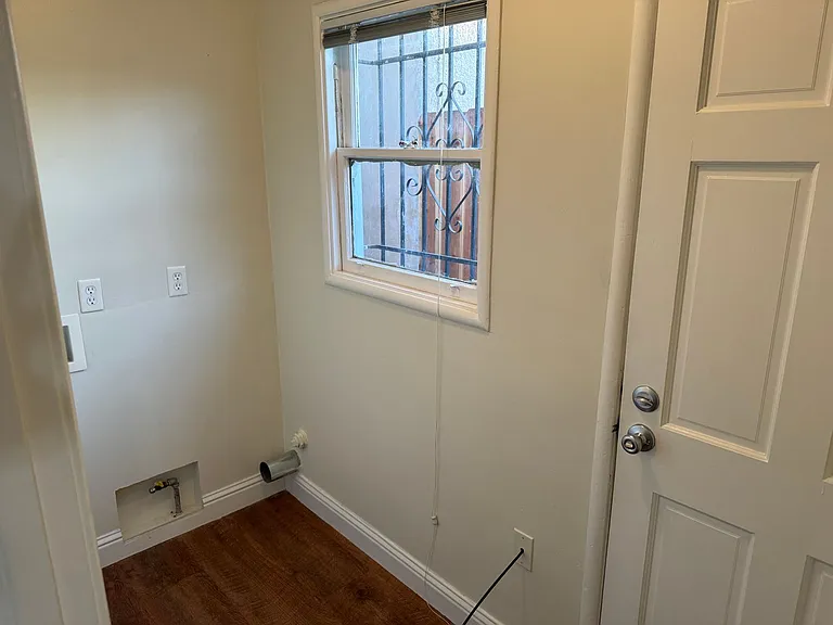 3215 Star Ave — Photo 17