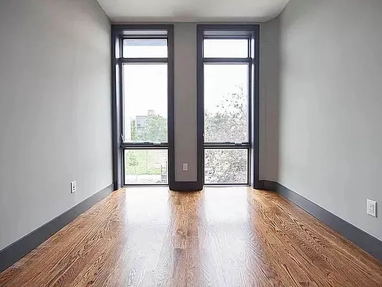 79 Stanhope St #3A — Photo 7