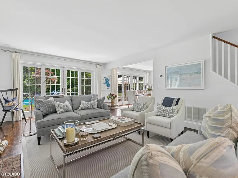 15 Ludlow Grn — Photo 36