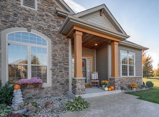 W186S9079 Cardinal Dr, Muskego, WI 53150