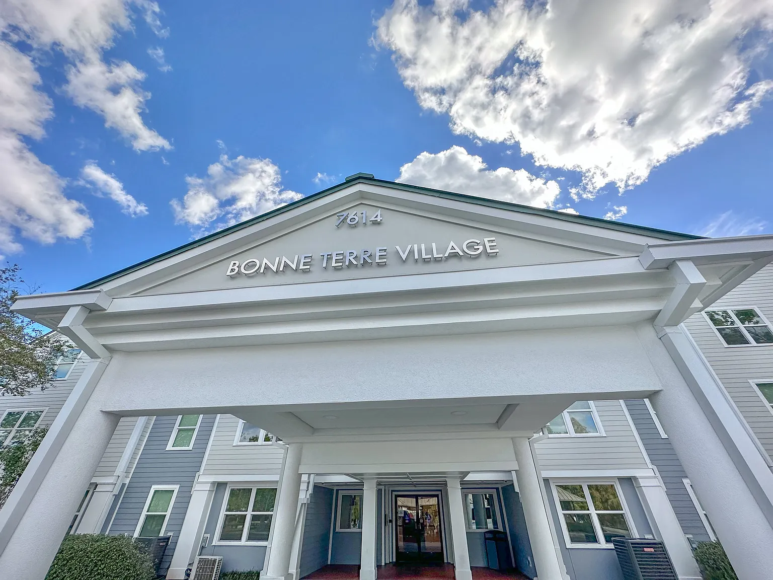 Bonne Terre Village — Photo 3