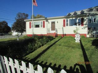 24 Hopewell St, Taunton, MA 02780