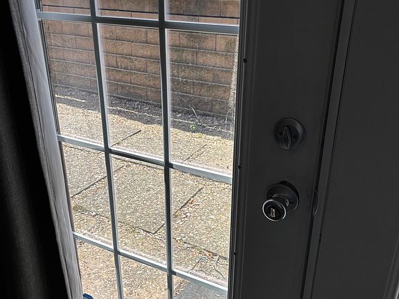 5th image of 710 Copeland St APT 3
