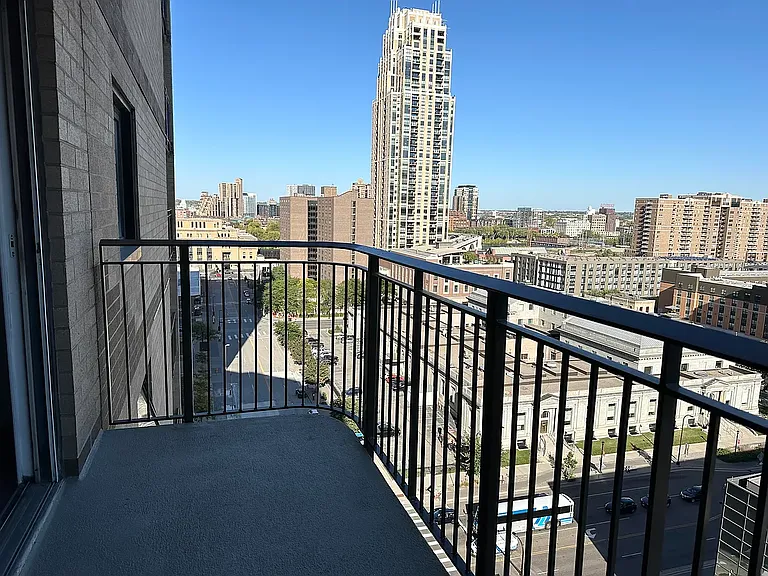 121 Washington Ave S #1412 — Photo 14