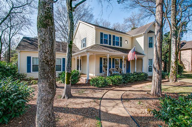1st image of 2627 Lancaster Ct