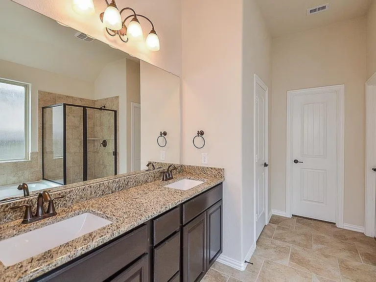 9411 Sparrow Creek Ct — Photo 20