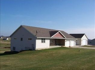 W6536 Platinum Dr, Monroe, WI 53566