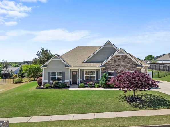 2216 Blackberry Ct, Monroe, GA 30656