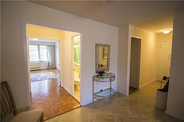 Rented by R New York | media 11