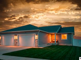 4062 W Gary Gately St, Lincoln, NE 68528