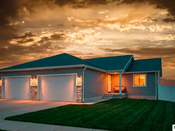 4062 W Gary Gately St, Lincoln, NE 68528