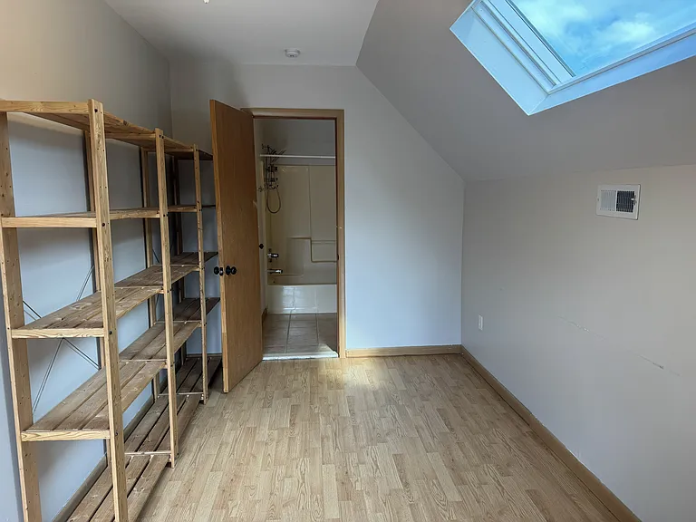 14 Dartmouth Dr — Photo 23