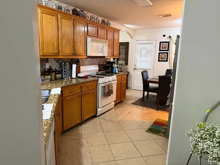 10830 Great Bridge Dr — Photo 14