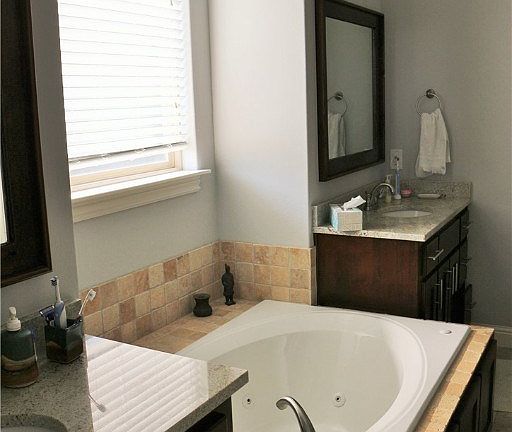 4th image of 1500 Wisteria Ave
