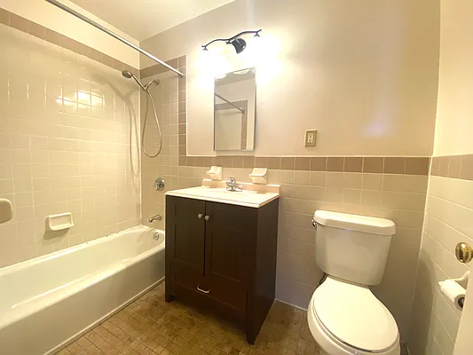 Rented by EXR | media 18