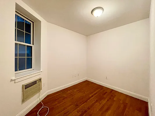 Rented by Mauro Bros Real Estate Services LLC | media 7