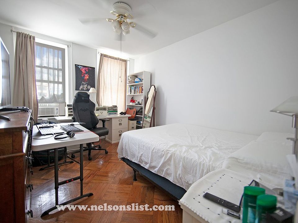 2nd image of 1343 40th St APT 2R