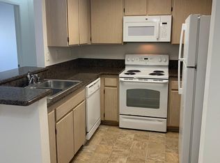 790 Camino De La Reina APT 158, San Diego, CA 92108