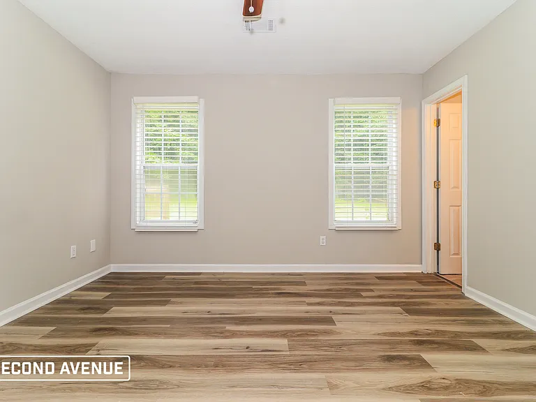905 Woodwind Dr — Photo 6