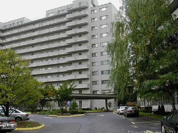 3200 Park Avenue #9D1, Bridgeport, CT 06604