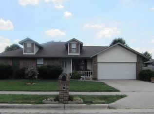 349 S Foster Ave, Springfield, MO 65802
