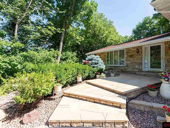 4th image of 504 River Hills Ct