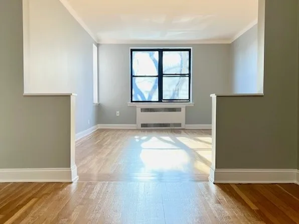 2929 Briggs Ave #4L, Bronx, NY 10458