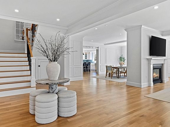 4th image of 20 Ocean Ave