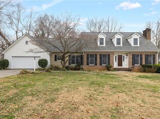 324 Mason Knoll Dr, Winston Salem, NC 27127