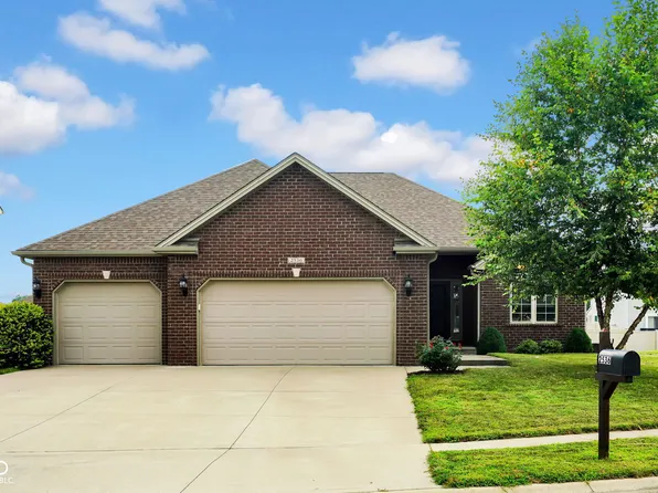 2536 Daffodil Ct E, Columbus, IN 47201