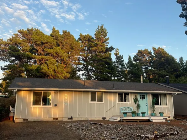 5730 Hacienda Ave, Lincoln City, OR 97367