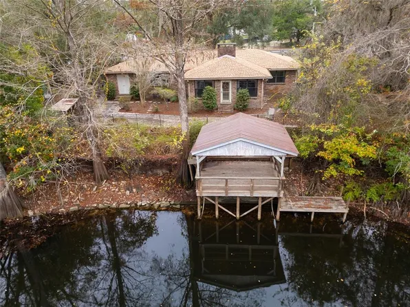 3899 E Riverside Dr, Dunnellon, FL 34434