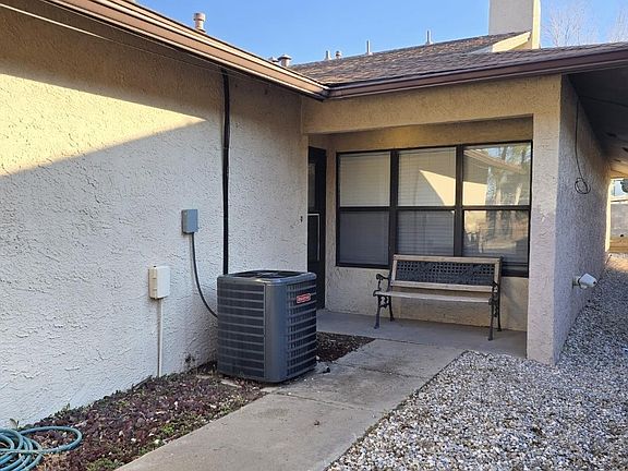 3rd image of 28A Bent Tree Rd