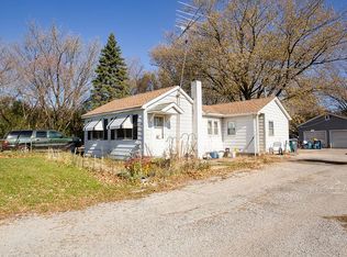 39089 N Green Bay Rd, Beach Park, IL 60087