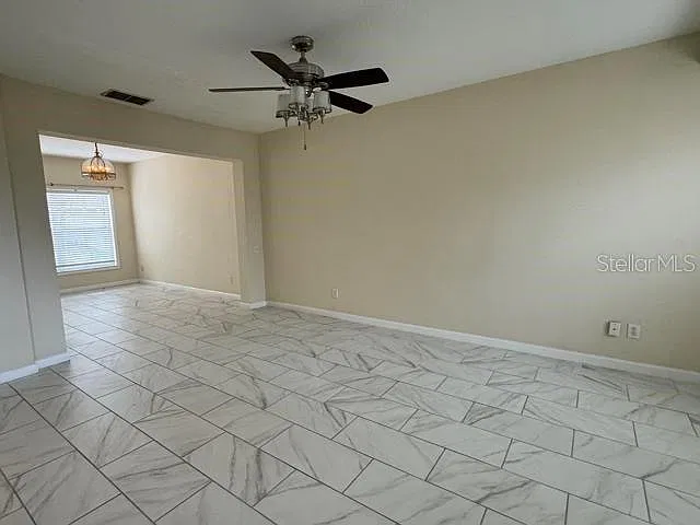 4 bed, 2.5 bath, 2143 sqft, $2,850 — Photo 2