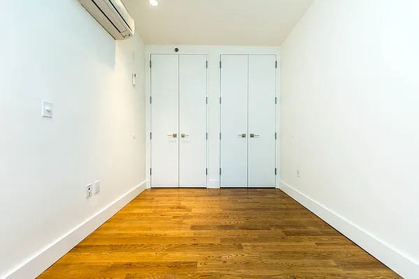 Rented by Nooklyn NYC LLC | media 86