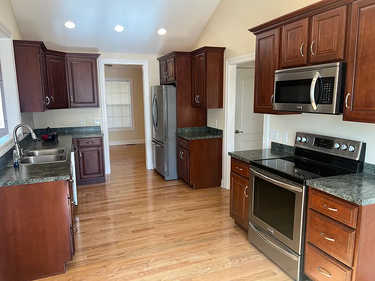 209 Iva Dr — Photo 7