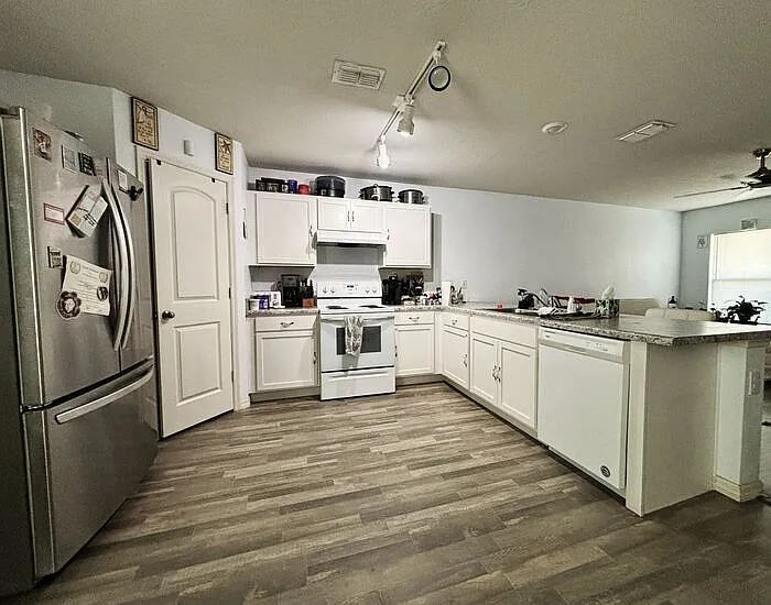 204 Gladiola Ct — Photo 6
