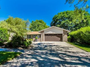 1544 Rosewood Ave, Deerfield, IL 60015