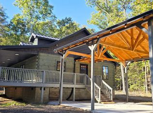376 Lake Shore Dr, Monterey, TN 38574
